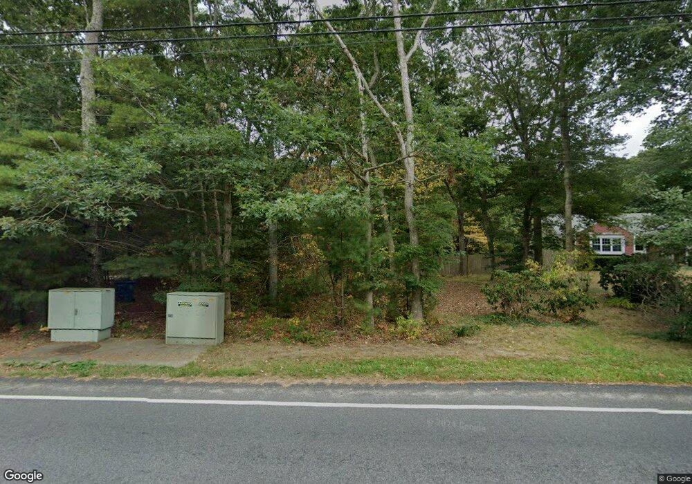 675 Old Barnstable Rd, East Falmouth, MA 02536 - photo 1