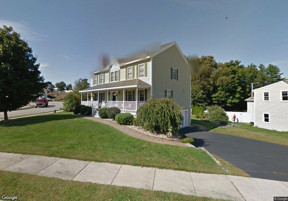 5 Apple Hill Ln, Stoneham, MA 02180 - photo 1