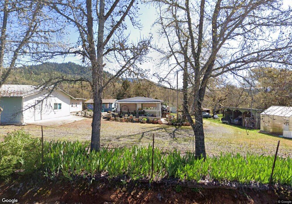 241 Buysman Way, Grants Pass, OR 97526 - photo 1