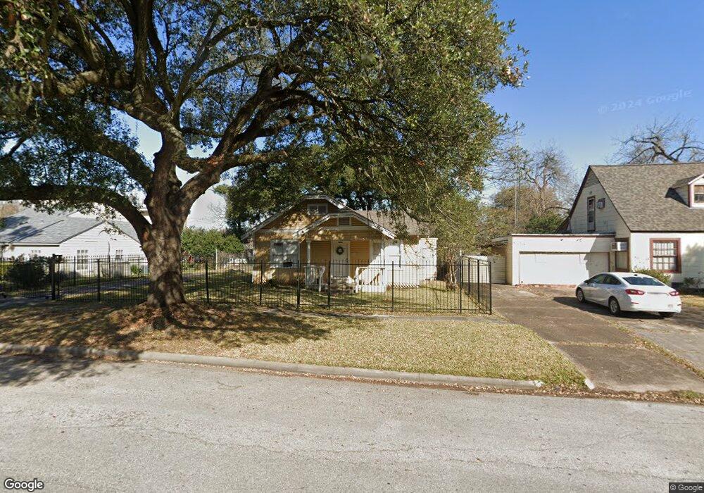 7925 Grafton St, Houston, TX 77017 - photo 1