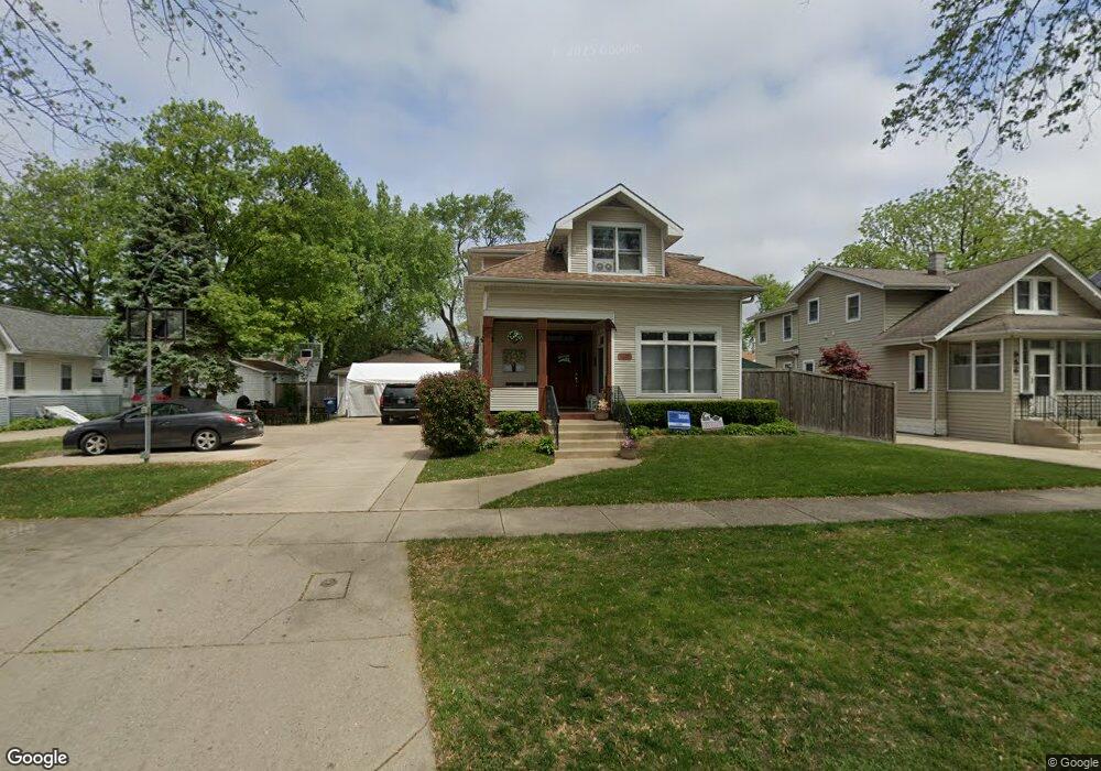 948 Greenview Ave, Des Plaines, IL 60016 - photo 1