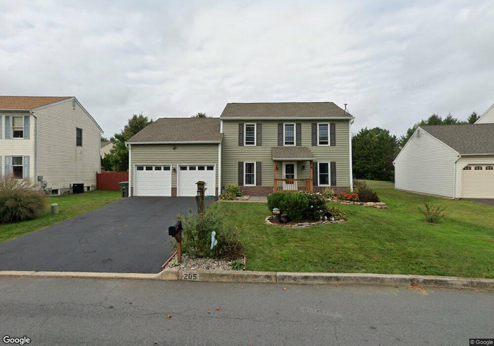 205 Abbey Dr, Royersford, PA 19468 - photo 1