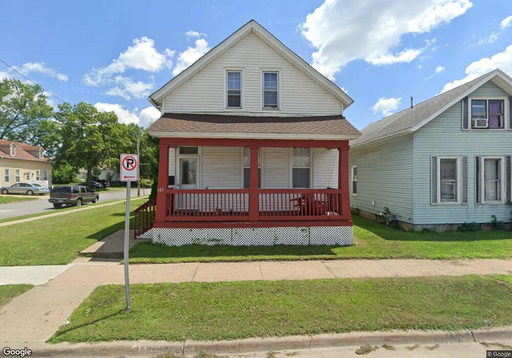 147 N Division St, Davenport, IA 52802 - photo 1
