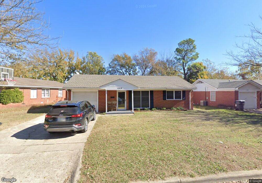 409 Locust St, Ardmore, OK 73401 - photo 1