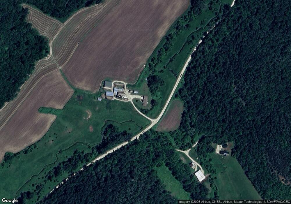 6448 Chisholm Rd, Rushford, MN 55971 - photo 1