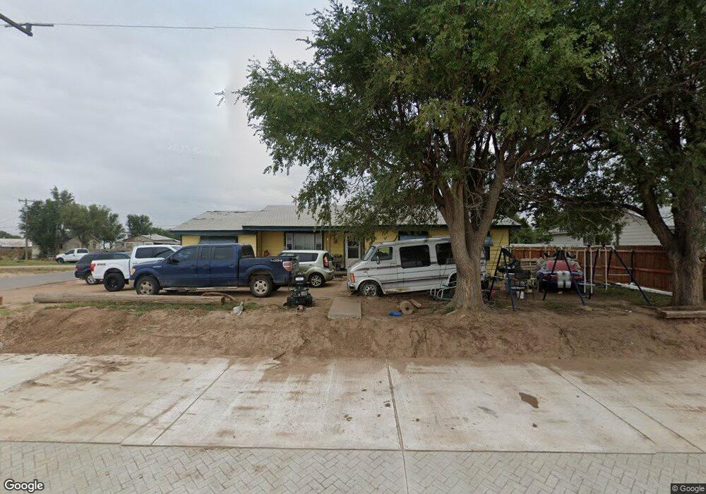 930 N Maddox Ave, Dumas, TX 79029 - photo 1