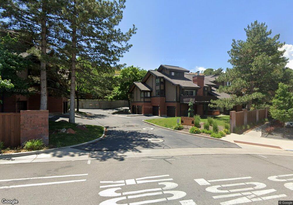 10134 S Wasatch Blvd, Sandy, UT 84092 - photo 1