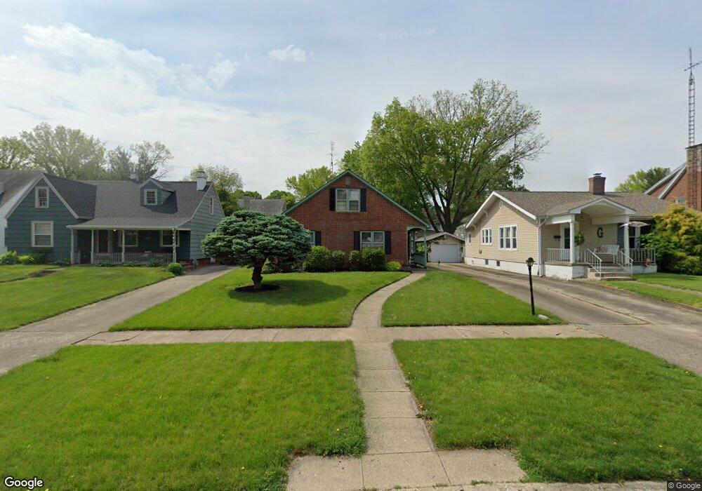 3217 Prairie Ave, Mattoon, IL 61938 - photo 1