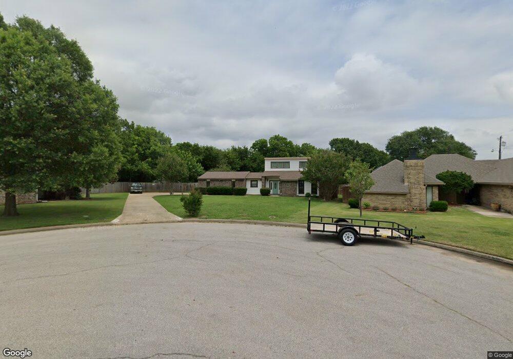 908 Surrey Dr, Ardmore, OK 73401 - photo 1