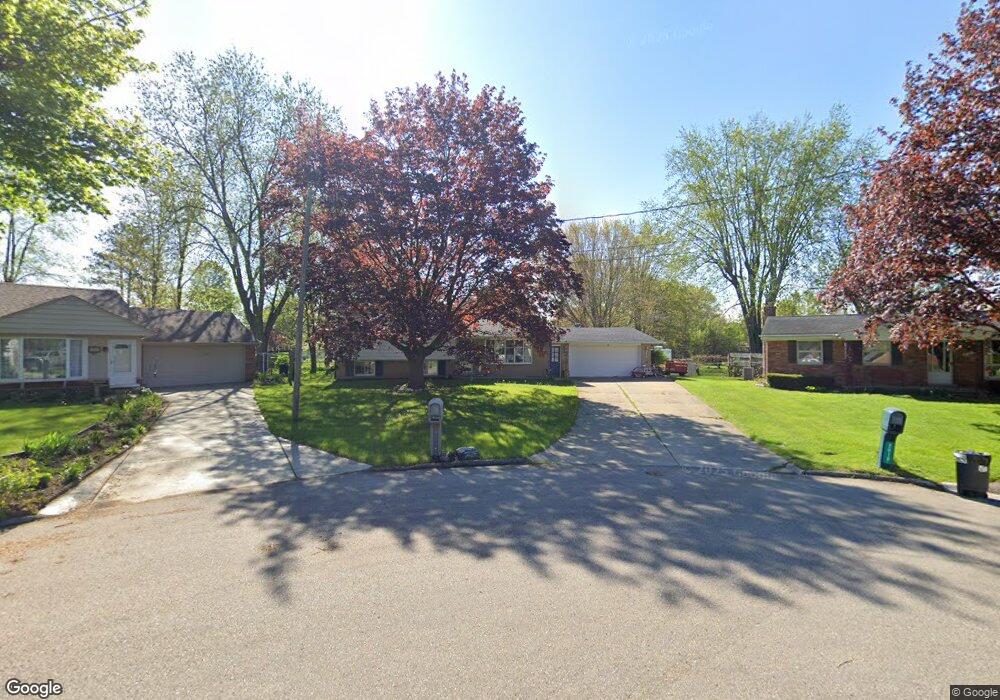 2024 Kingswood Dr, Flint, MI 48507 - photo 1