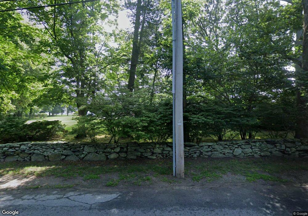 139 Poppasquash Rd, Bristol, RI 02809 - photo 1