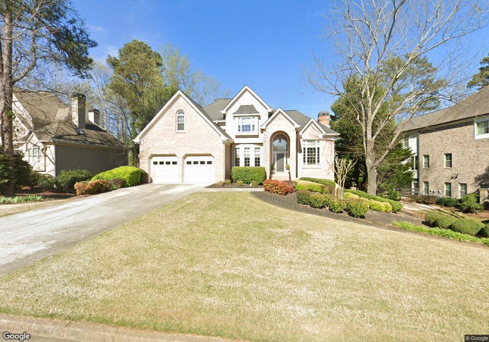 5670 Preserve Cir, Alpharetta, GA 30005 - photo 1