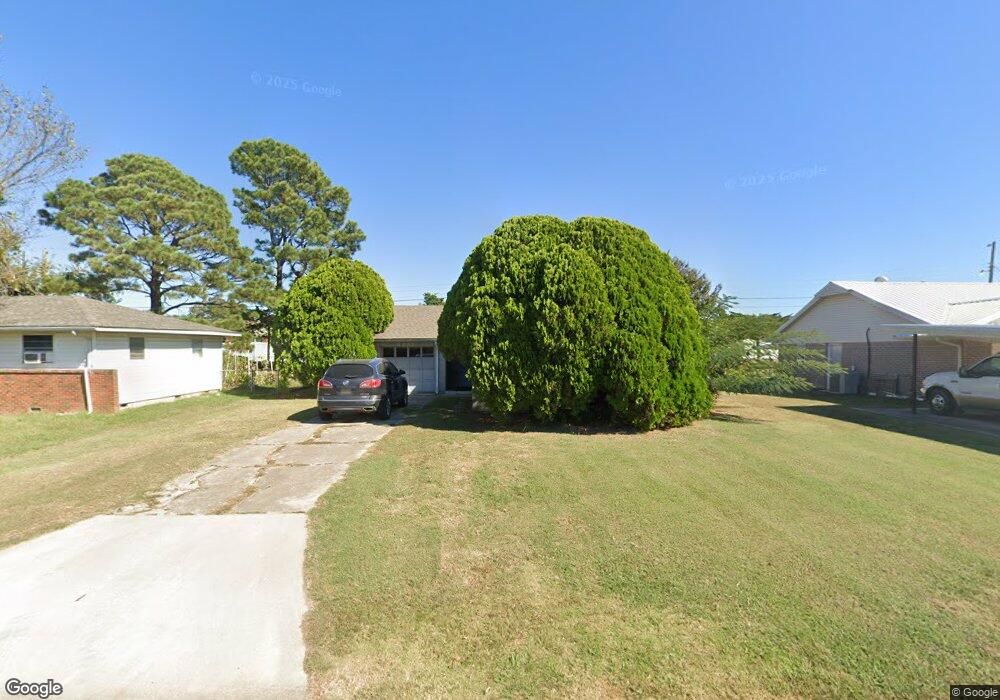 1208 N Highland St, Ada, OK 74820 - photo 1