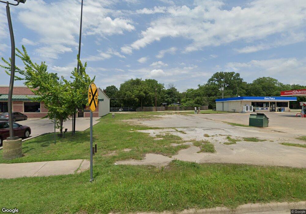 1411 W Morton St, Denison, TX 75020 - photo 1