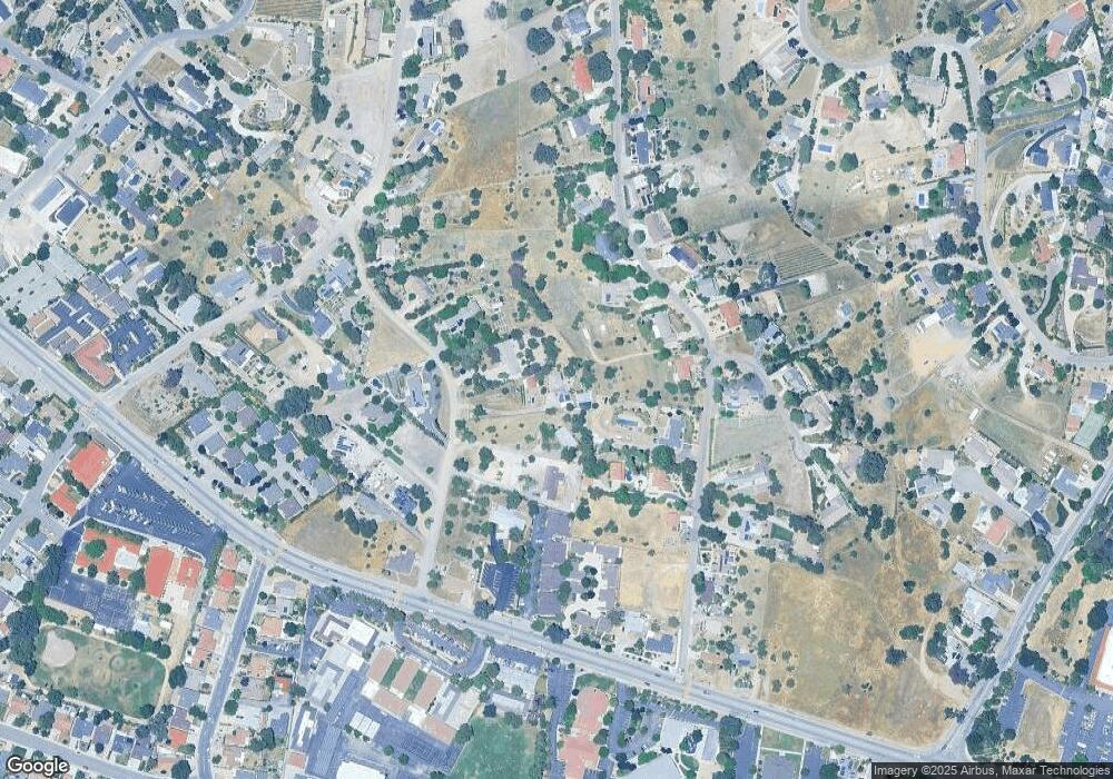 732 Ivy Ln, Paso Robles, CA 93446 - photo 1