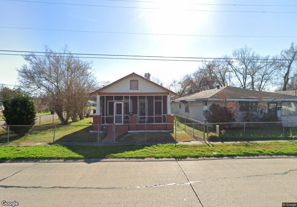 530 E Pershing St, New Iberia, LA 70560 - photo 1