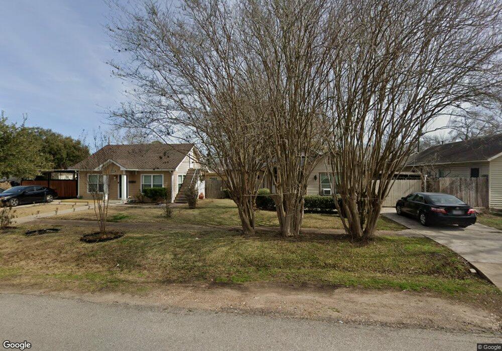 1405 7th St, Rosenberg, TX 77471 - photo 1