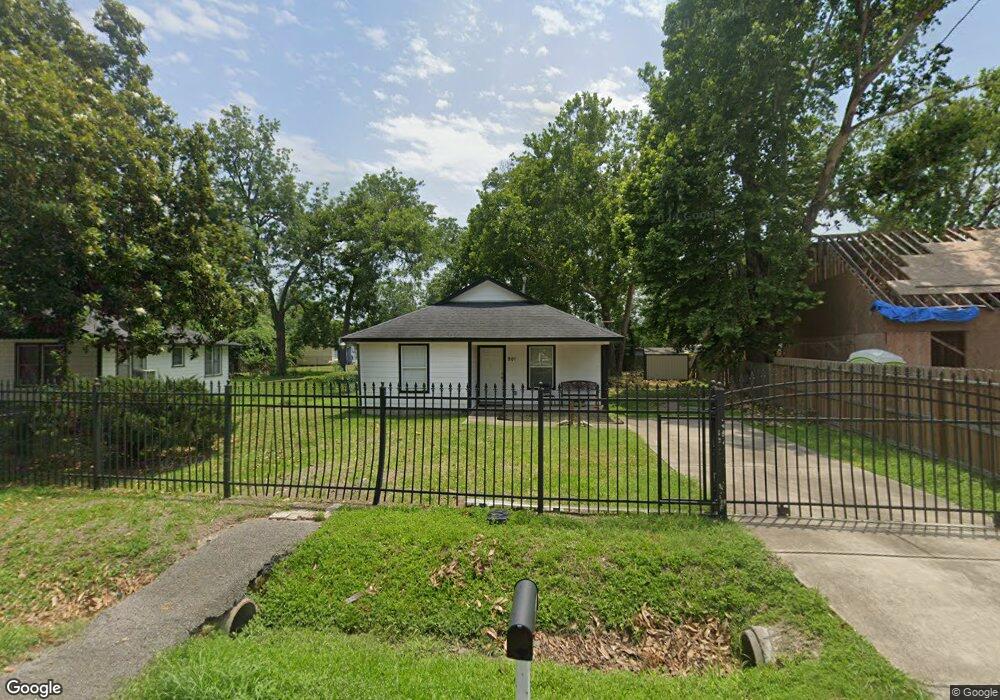 901 Fortune St, Houston, TX 77088 - photo 1