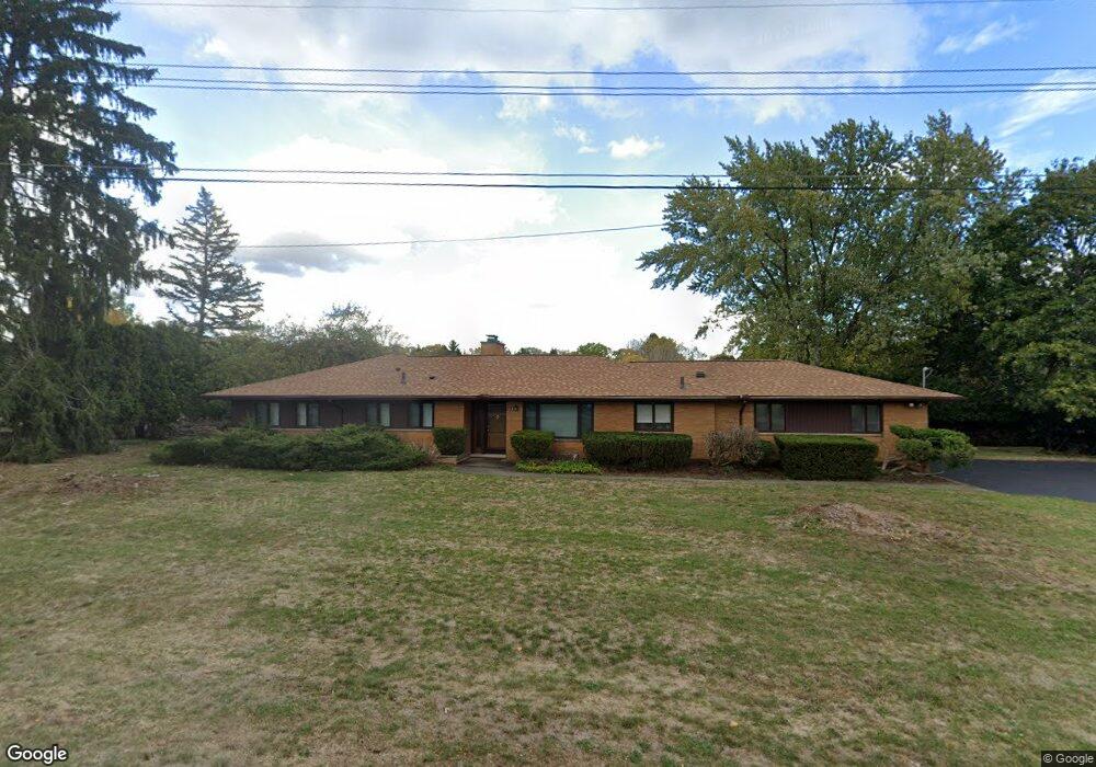 6839 Crestway Dr, Bloomfield Hills, MI 48301 - photo 1