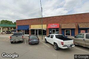 405 Court St, Clay Center, KS 67432