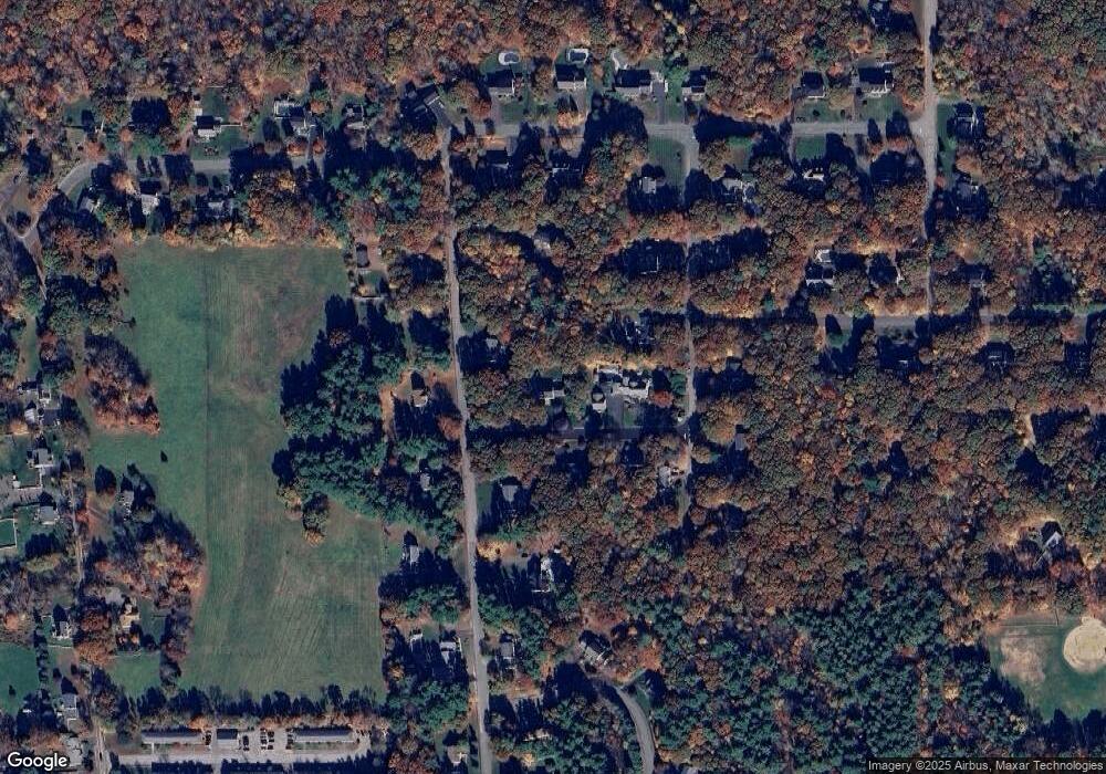 4 Briar Ln, Medway, MA 02053 - photo 1