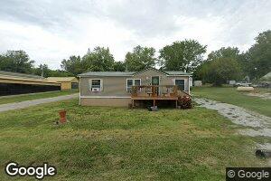 300 Herndon St, Bunceton, MO 65237