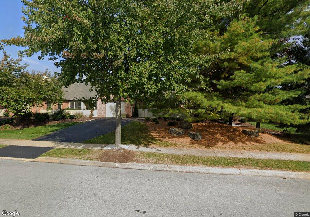 87 Cambridge Dr, Hershey, PA 17033 - photo 1