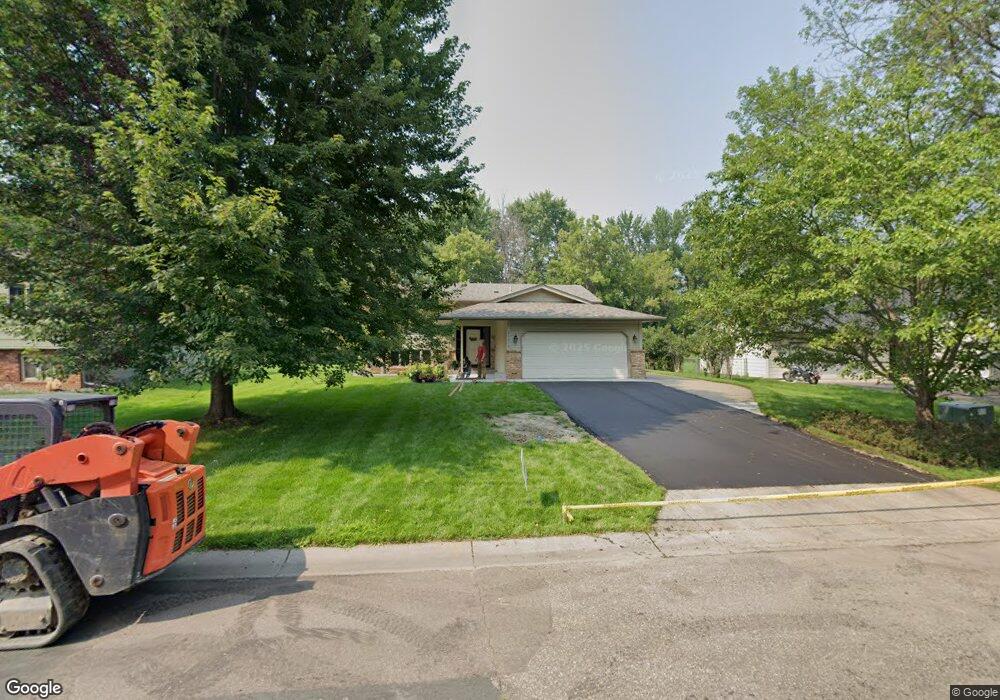 11576 100th Place N, Maple Grove, MN 55369 - photo 1