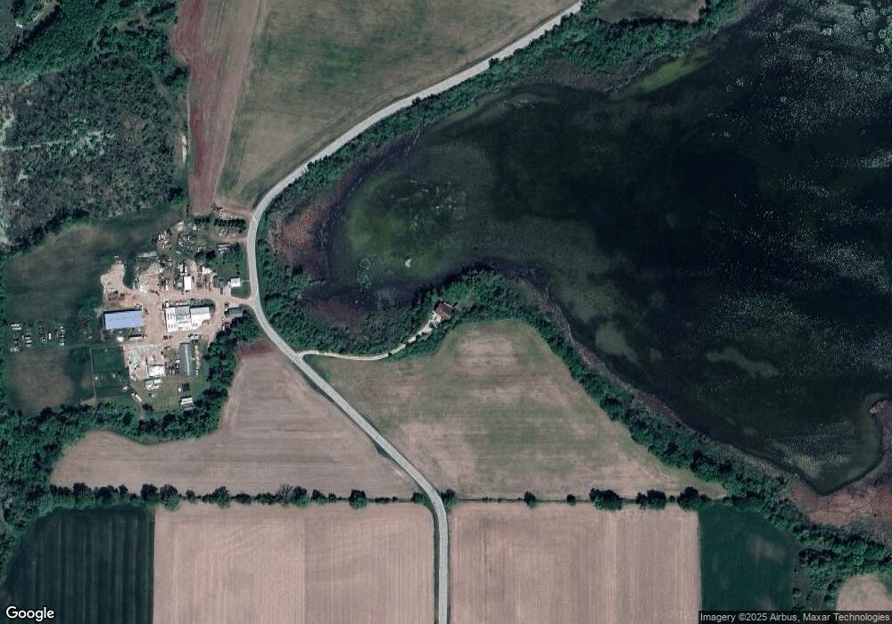 7720 Kettle Moraine Dr, West Bend, WI 53090 - photo 1