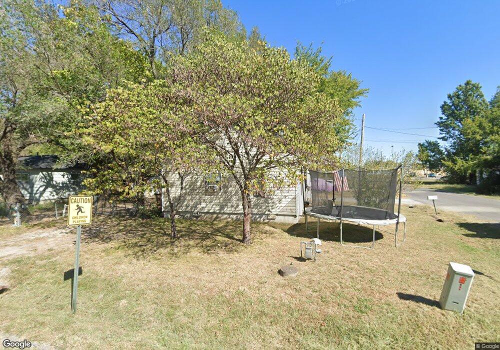 201 N Ora St, Pryor, OK 74361 - photo 1