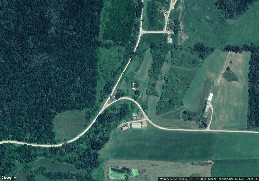 10685 County 10, Houston, MN 55943 - photo 1