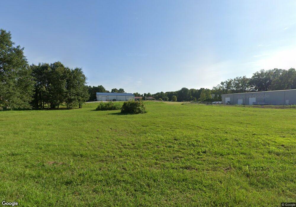 901 Congress Cir, Jonesboro, AR 72401 - photo 1