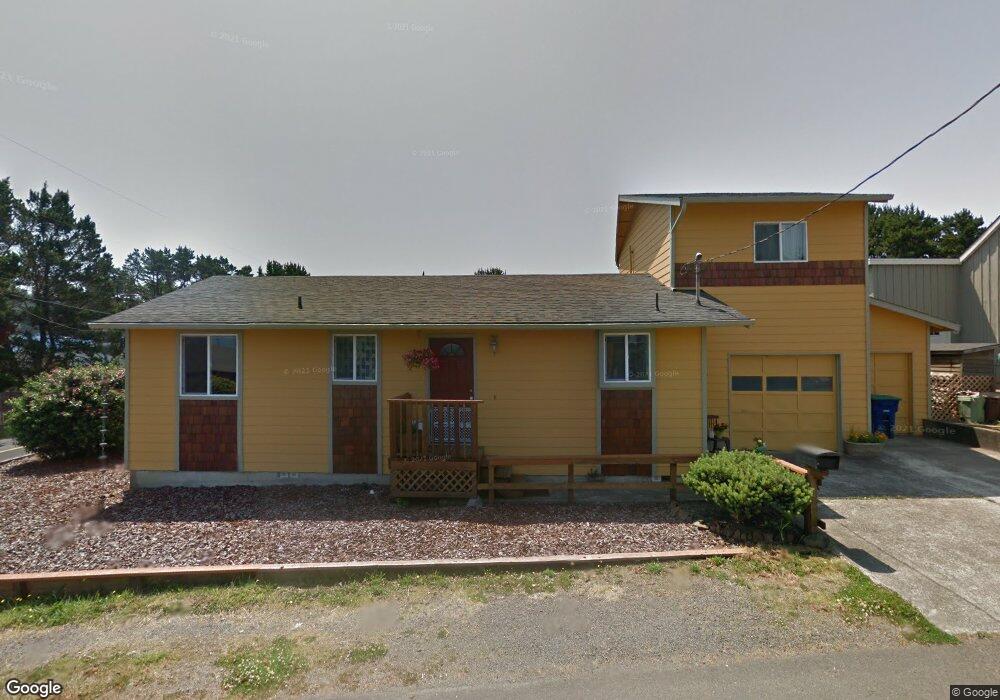 1164 SW 14th St, Lincoln City, OR 97367 - photo 1