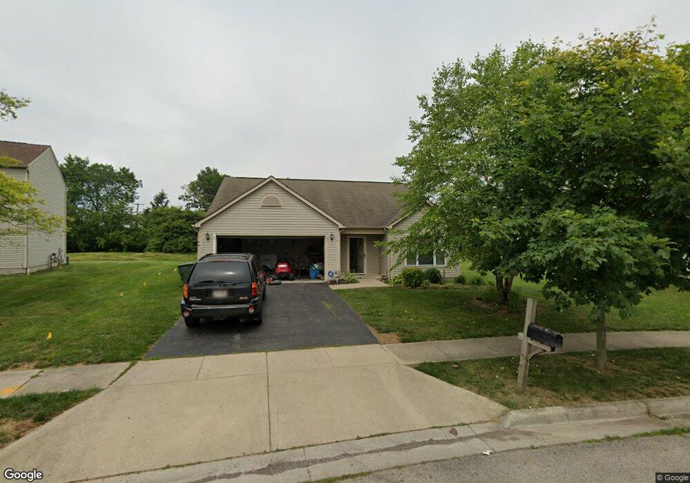 618 Brixham Rd, Columbus, OH 43204 - photo 1