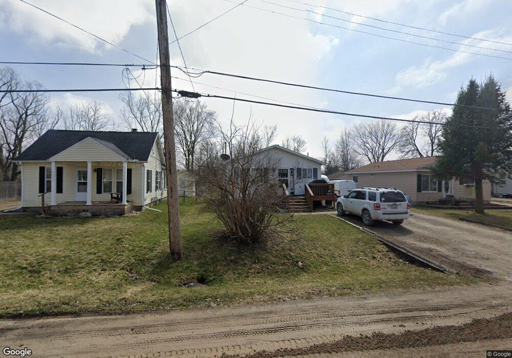 5231 Dania St, Flint, MI 48532 - photo 1