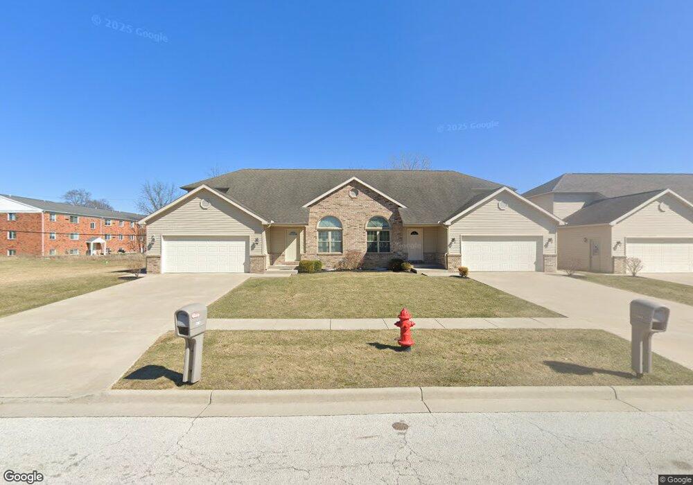 2901 Goldenrod Ln, Findlay, OH 45840 - photo 1