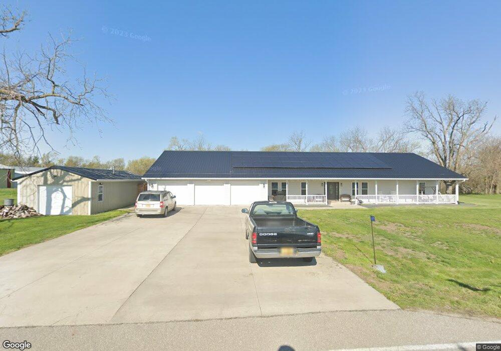 675 W 28th St S, Newton, IA 50208 - photo 1