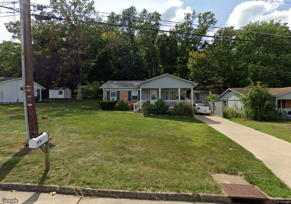 1104 E 11th St, Waynesboro, VA 22980 - photo 1