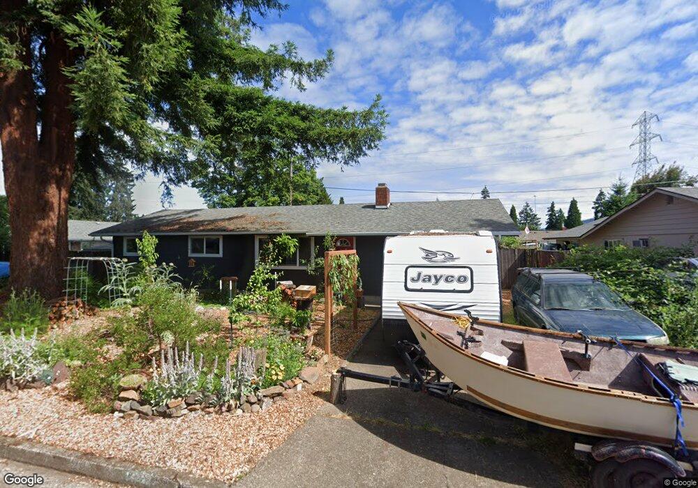 1524 W Fairview Dr, Springfield, OR 97477 - photo 1