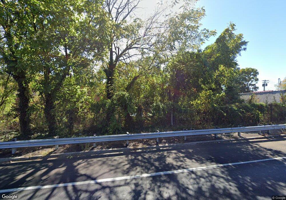 2058 Lakeview Rd, Bellmore, NY 11710 - photo 1