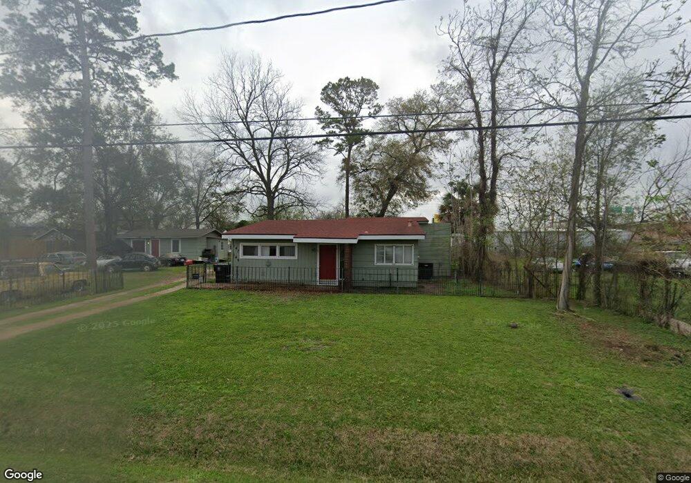 147 Theron St, Houston, TX 77022 - photo 1