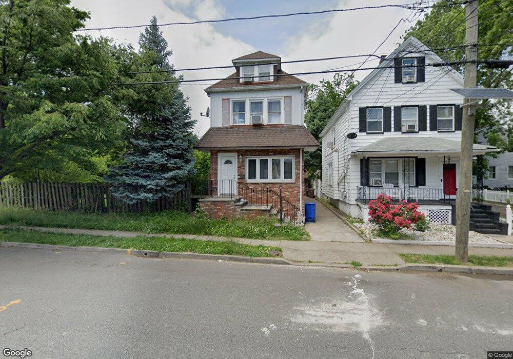 114 W 11th St, Linden, NJ 07036 - photo 1