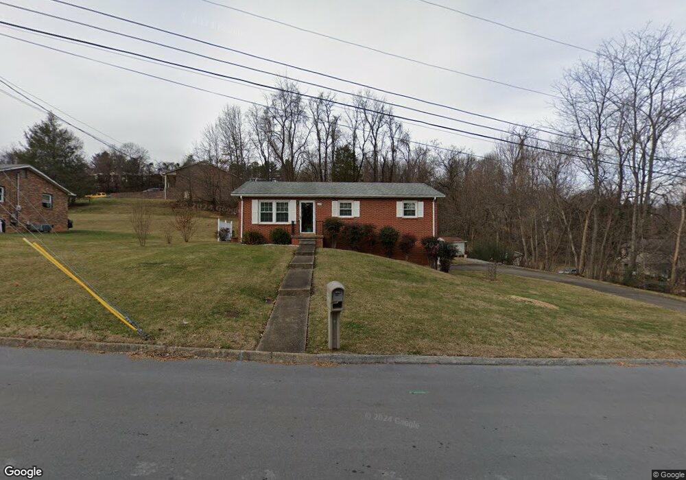 1105 Fremont Dr, Johnson City, TN 37601 - photo 1