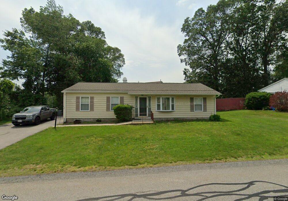 128 Laurie Ln, Lowell, MA 01854 - photo 1