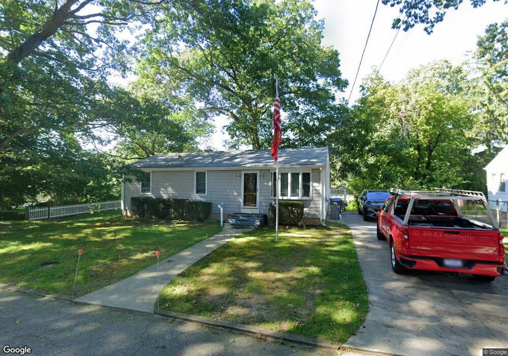 123 Lindy Ave, Riverside, RI 02915 - photo 1