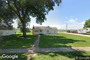 123 N Hutchinson St, Haven, KS 67543