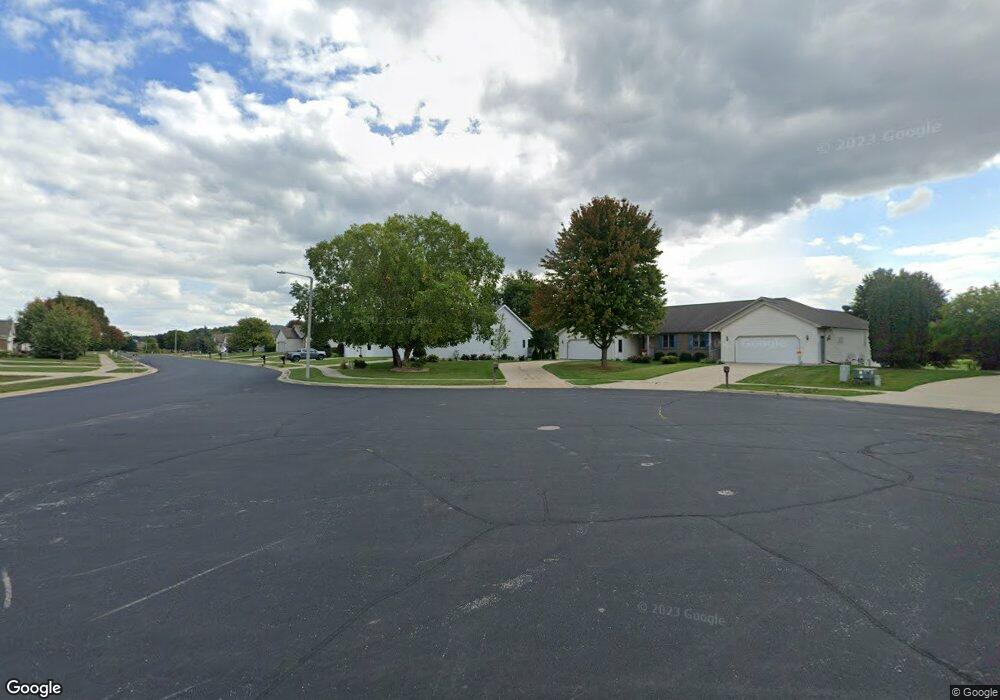 352 Concord Dr, Oregon, WI 53575 - photo 1