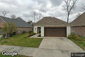 336 Lake Breeze Dr, Baton Rouge, LA 70820