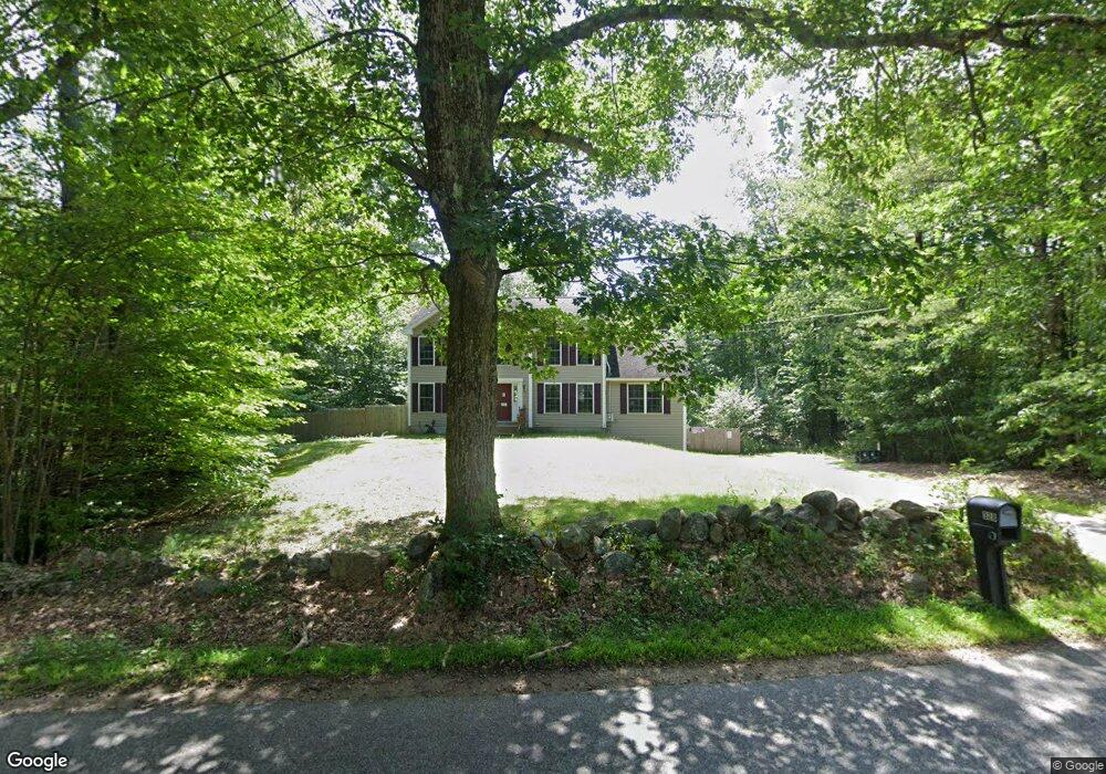 328 N Pembroke Rd, Pembroke, NH 03275 - photo 1