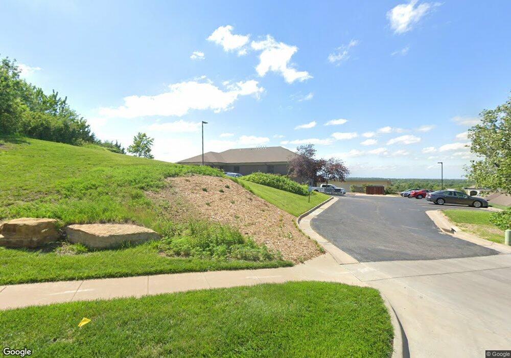 3639 SW Summerfield Dr, Topeka, KS 66614 - photo 1